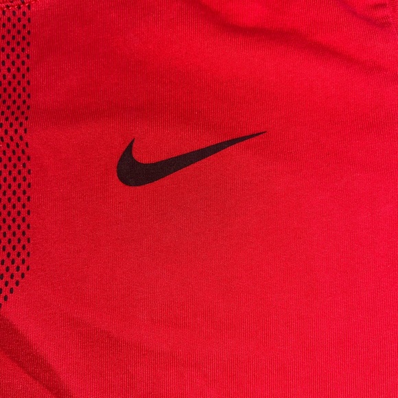 Nike Boys Athletic Cut Dri-Fit T-Shirt - Picture 3 of 7